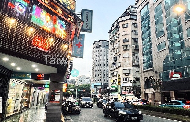 皇翔桂冠黃金店面(7-11)周邊環境